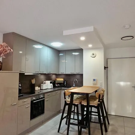 Apartamento Center Airport Swiss Border Shopping Mall *