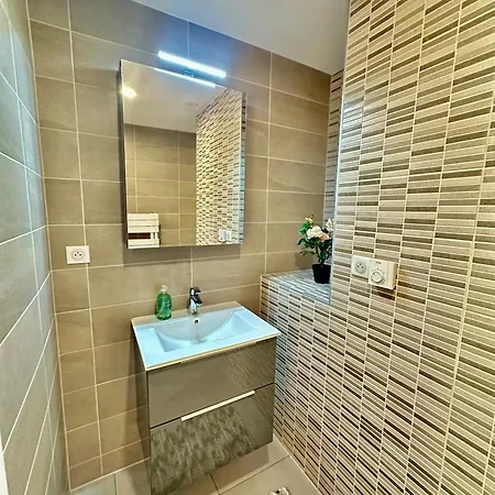 Center Airport Swiss Border Shopping Mall Apartamento Saint-Louis (Haut-Rhin)